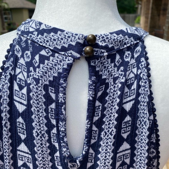 Xhilaration Navy/White with Coral Embroidery Top Size XXL (Juniors) - Picture 5 of 12